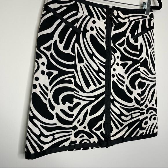 Etcetera Black Patterned Pencil Skirt with Zipper Detail 2 - Picture 5 of 6